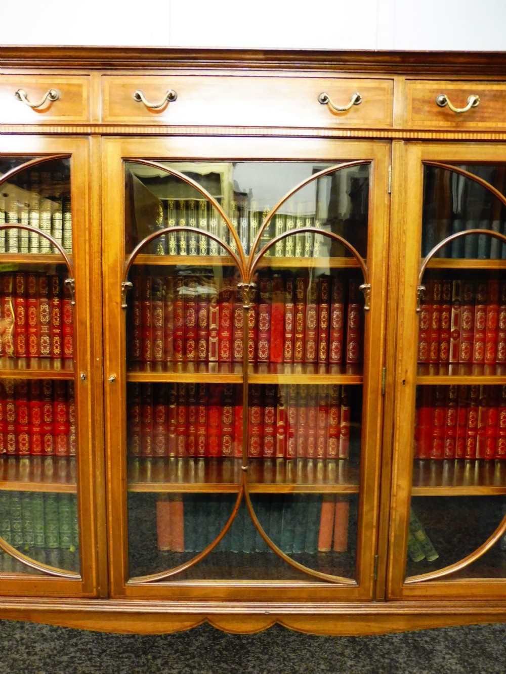 EDWARDIAN MAHOGANY INLAID BOOKCASE View VII