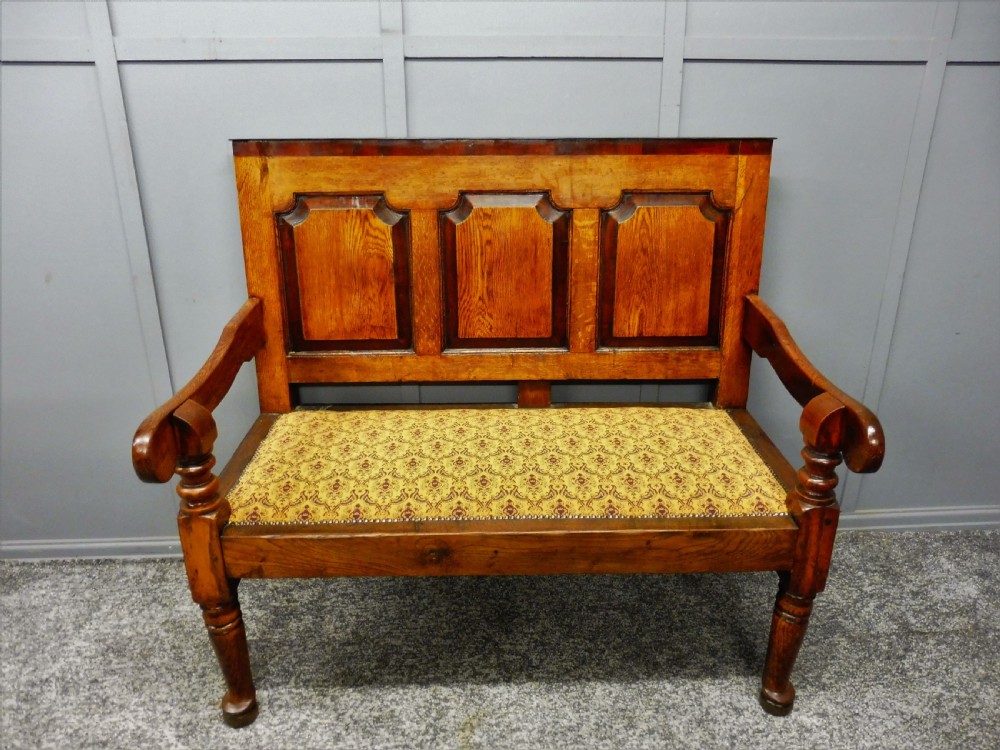 GEORGIAN OAK AND MAHOGANY BENCH CIRCA 1780 View III