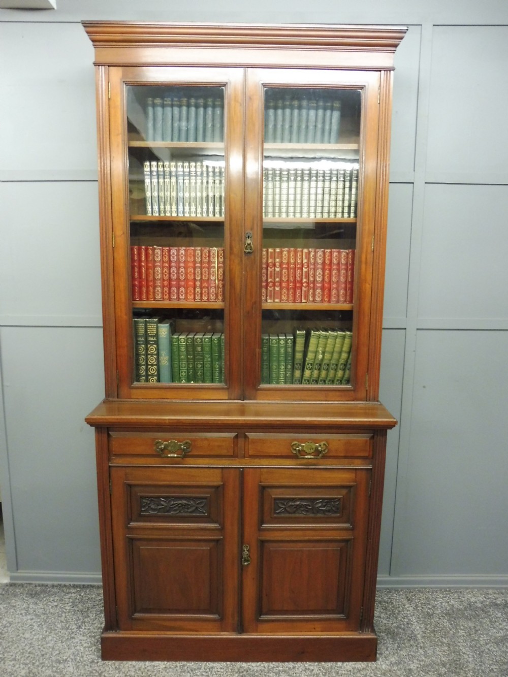VICTORIAN WALNUT LIBRARY BOOKCASE  View III