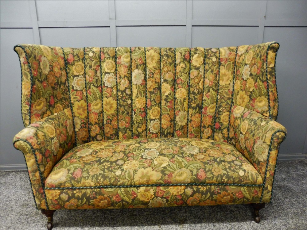 19TH CENTURY DEEP WINGED SOFA View IV