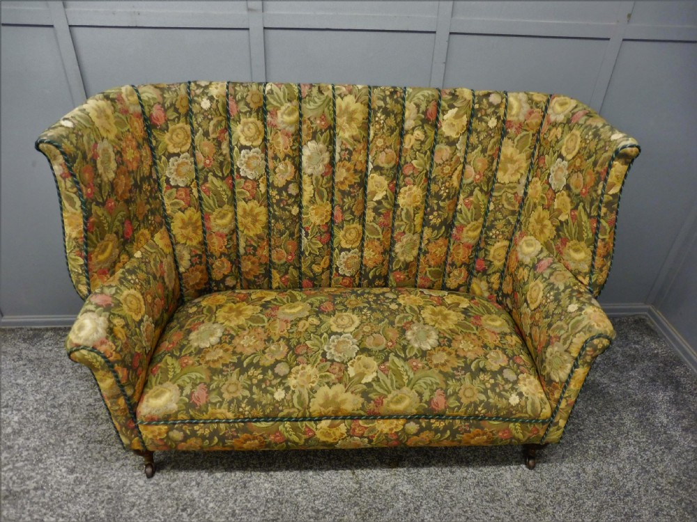 19TH CENTURY DEEP WINGED SOFA View VI