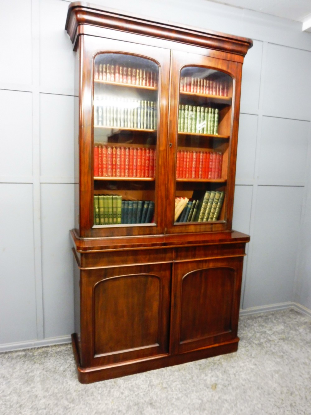 GOOD QUALITY VICTORIAN MAHOGANY BOOKCASE View II