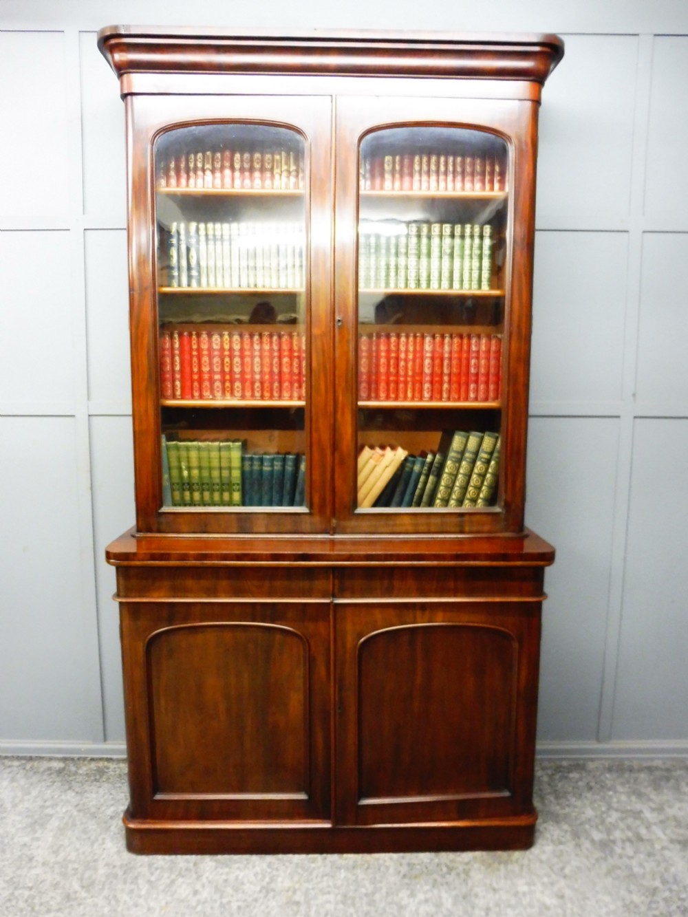GOOD QUALITY VICTORIAN MAHOGANY BOOKCASE View IV