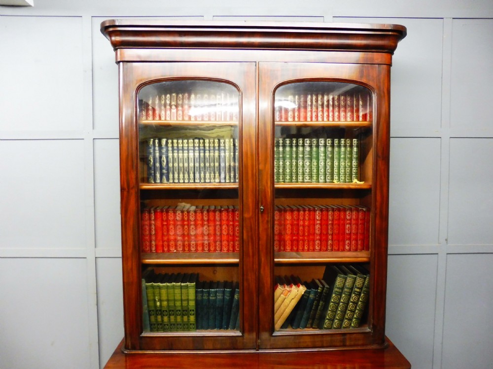 GOOD QUALITY VICTORIAN MAHOGANY BOOKCASE View VI