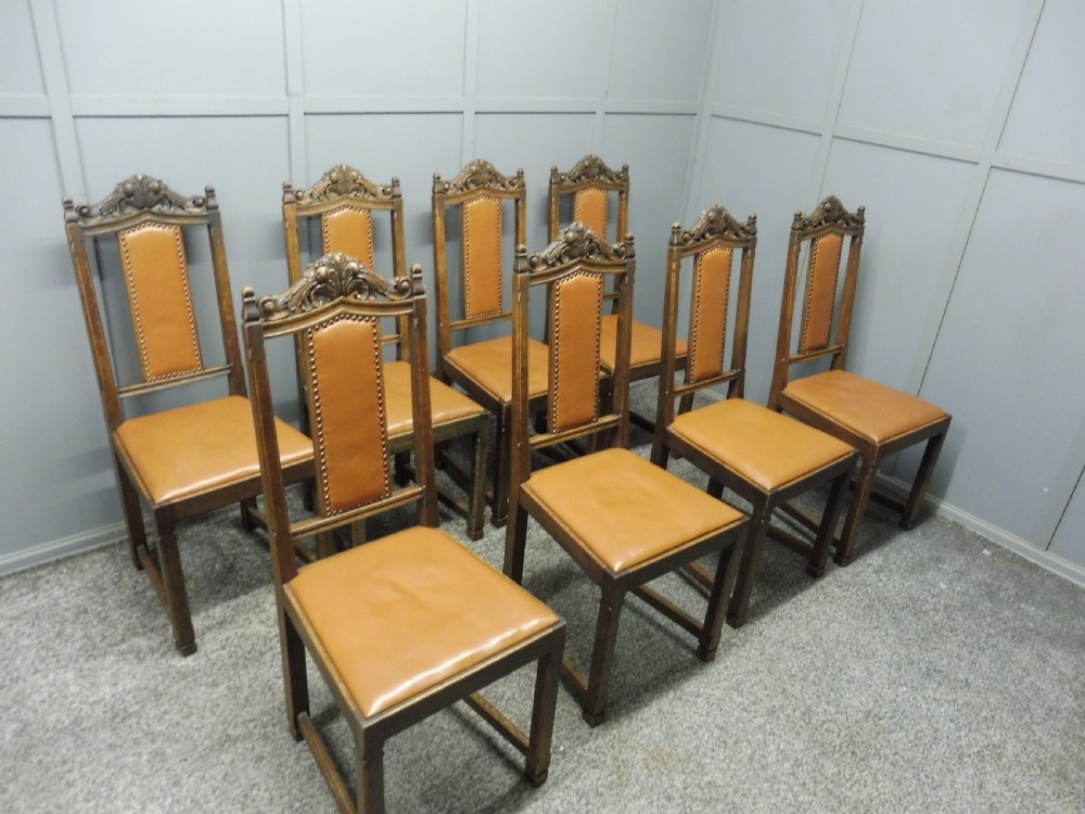 SET OF 8 OAK ARTS AND CRAFTS DINING CHAIRS View II