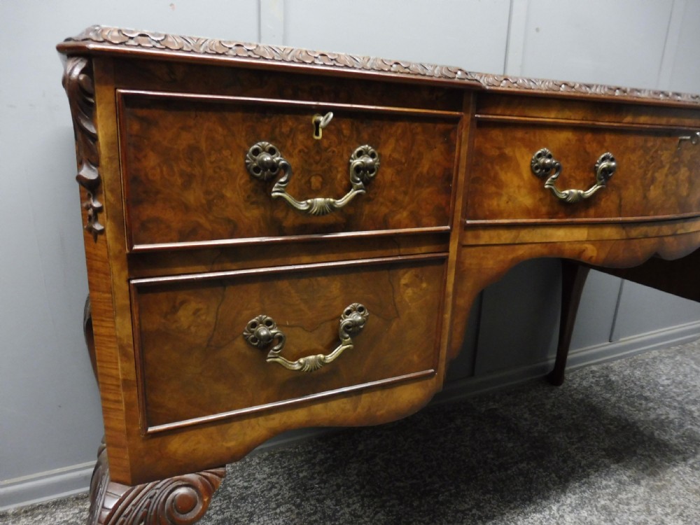 FIGURED WALNUT DESK View XII