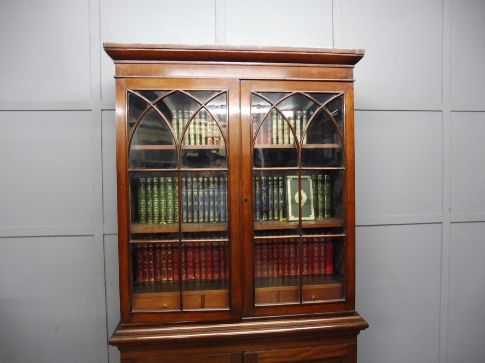 19TH CENTURY MAHOGANY BOOKCASE View IV