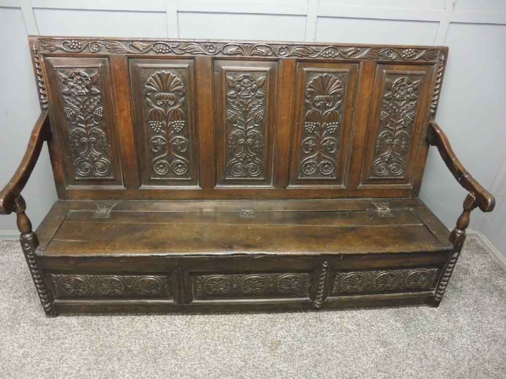 EARLY OAK SETTLE CIRCA 1680-1700 View VI