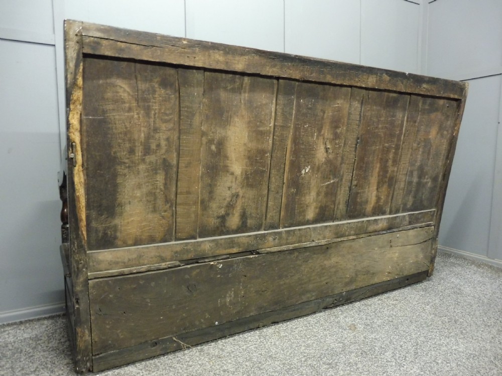 EARLY OAK SETTLE CIRCA 1680-1700 View XIV