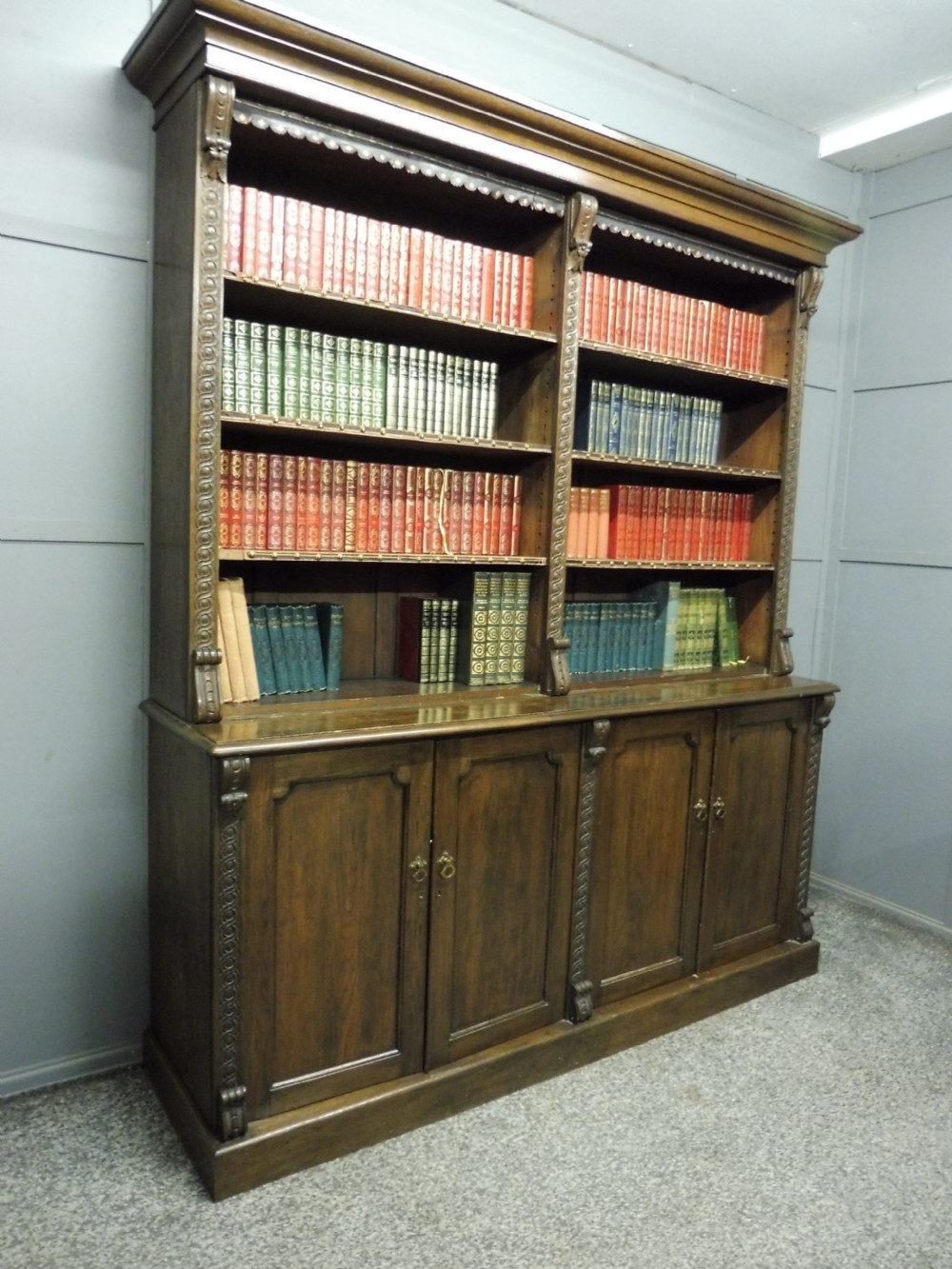 LARGE VICTORIAN OAK COUNTRY HOUSE BOOKCASE