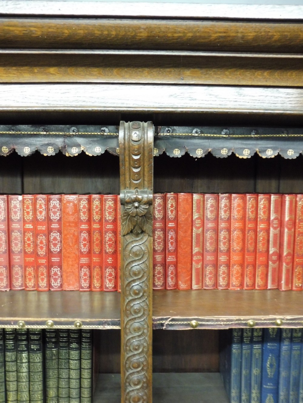 LARGE VICTORIAN OAK COUNTRY HOUSE BOOKCASE View XII
