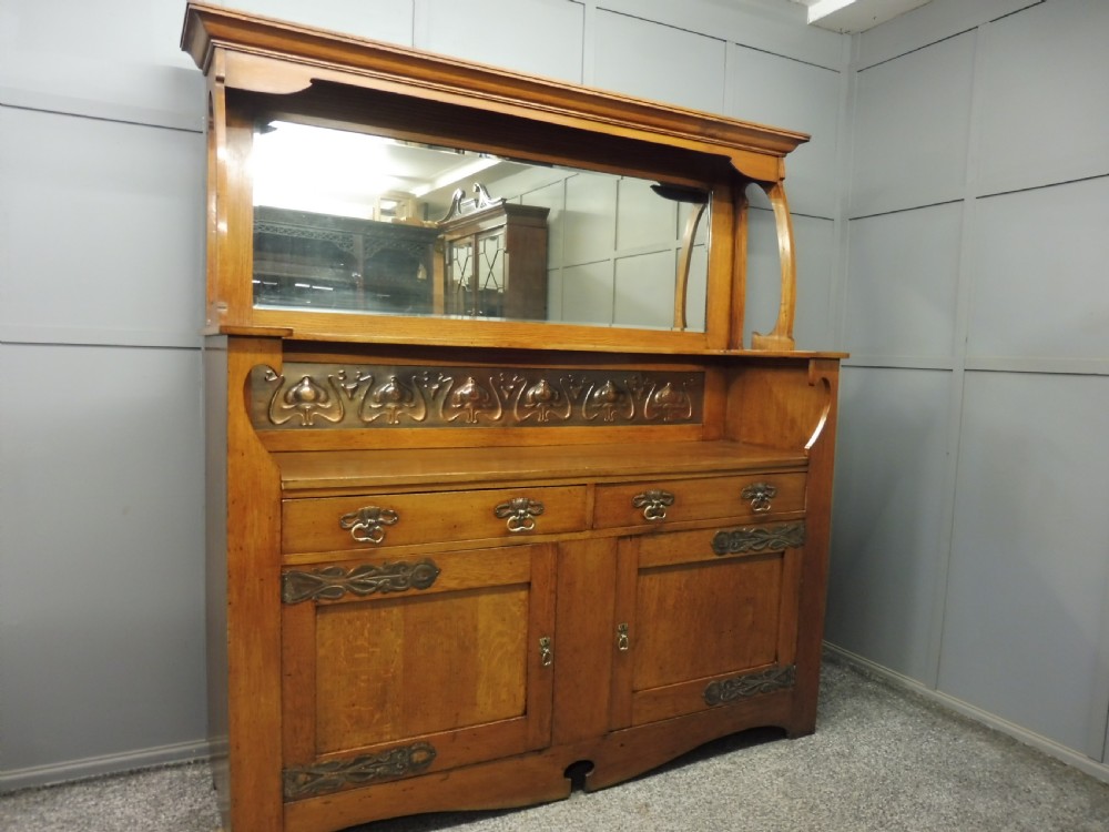 LARGE OAK ARTS AND CRAFTS SIDEBOARD  View II