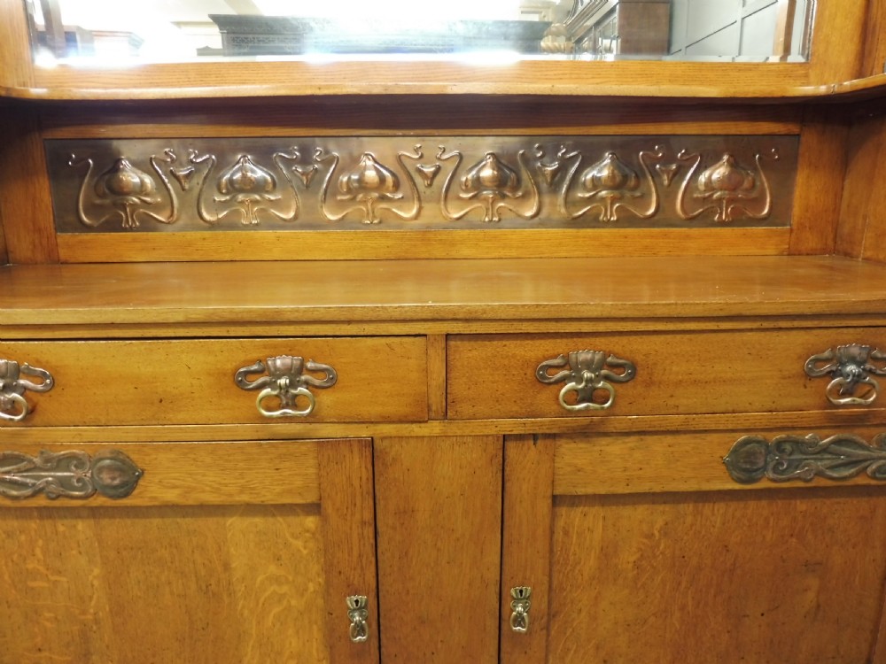LARGE OAK ARTS AND CRAFTS SIDEBOARD  View VII