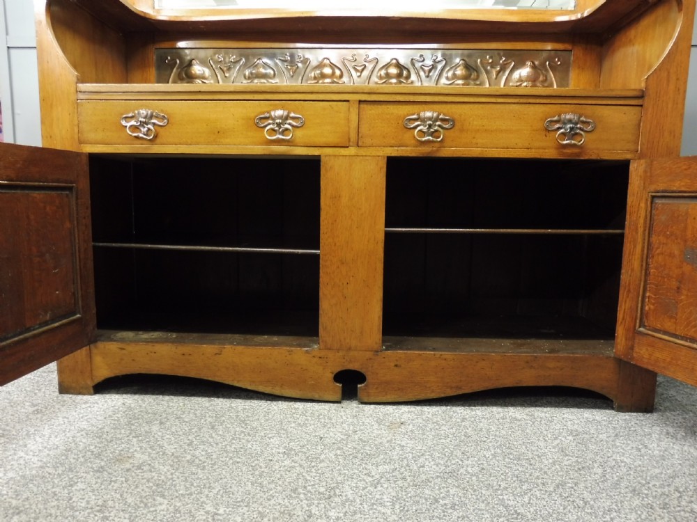 LARGE OAK ARTS AND CRAFTS SIDEBOARD  View XII