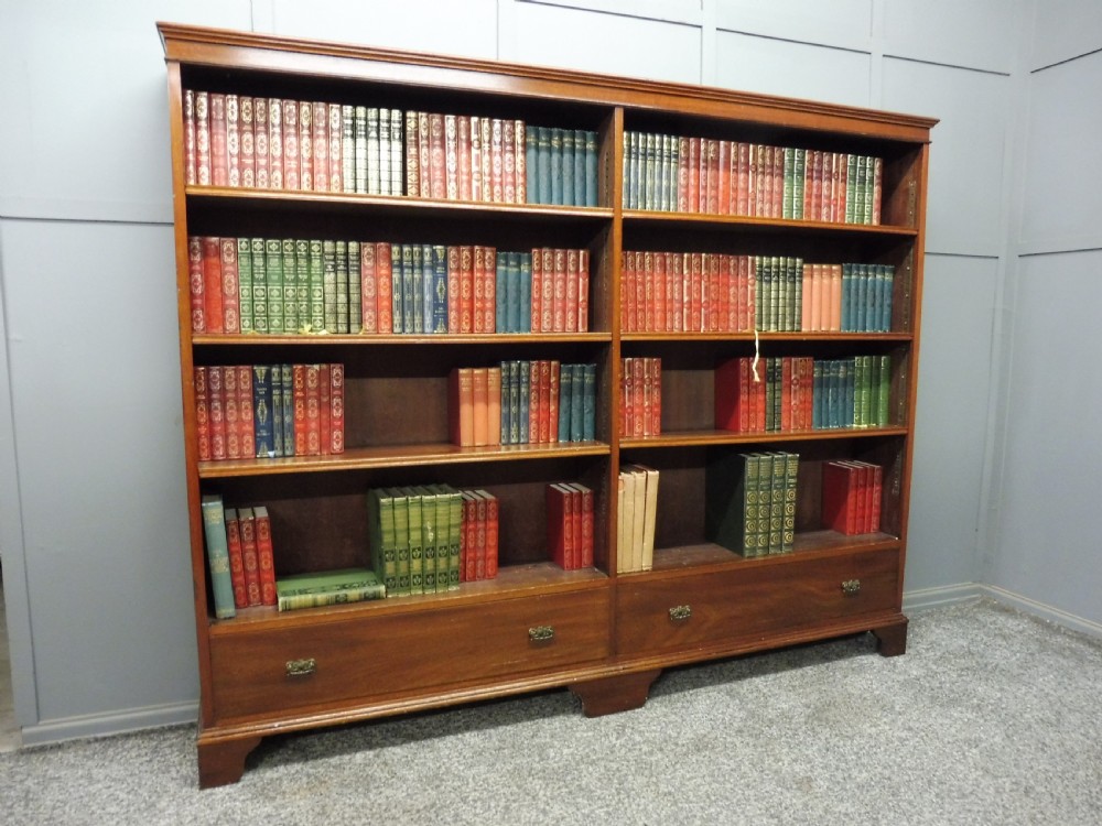 LARGE EDWARDIAN MAHOGANY BOOKCASE