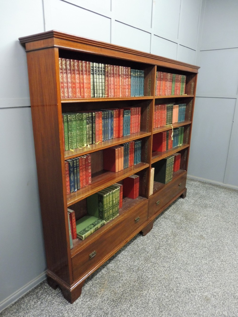 LARGE EDWARDIAN MAHOGANY BOOKCASE View V