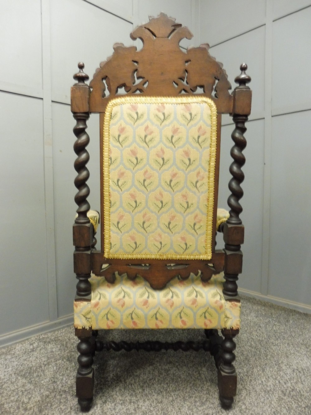CARVED OAK 19TH CENTURY ARMCHAIR WITH DOGS HEAD ARMS View VI