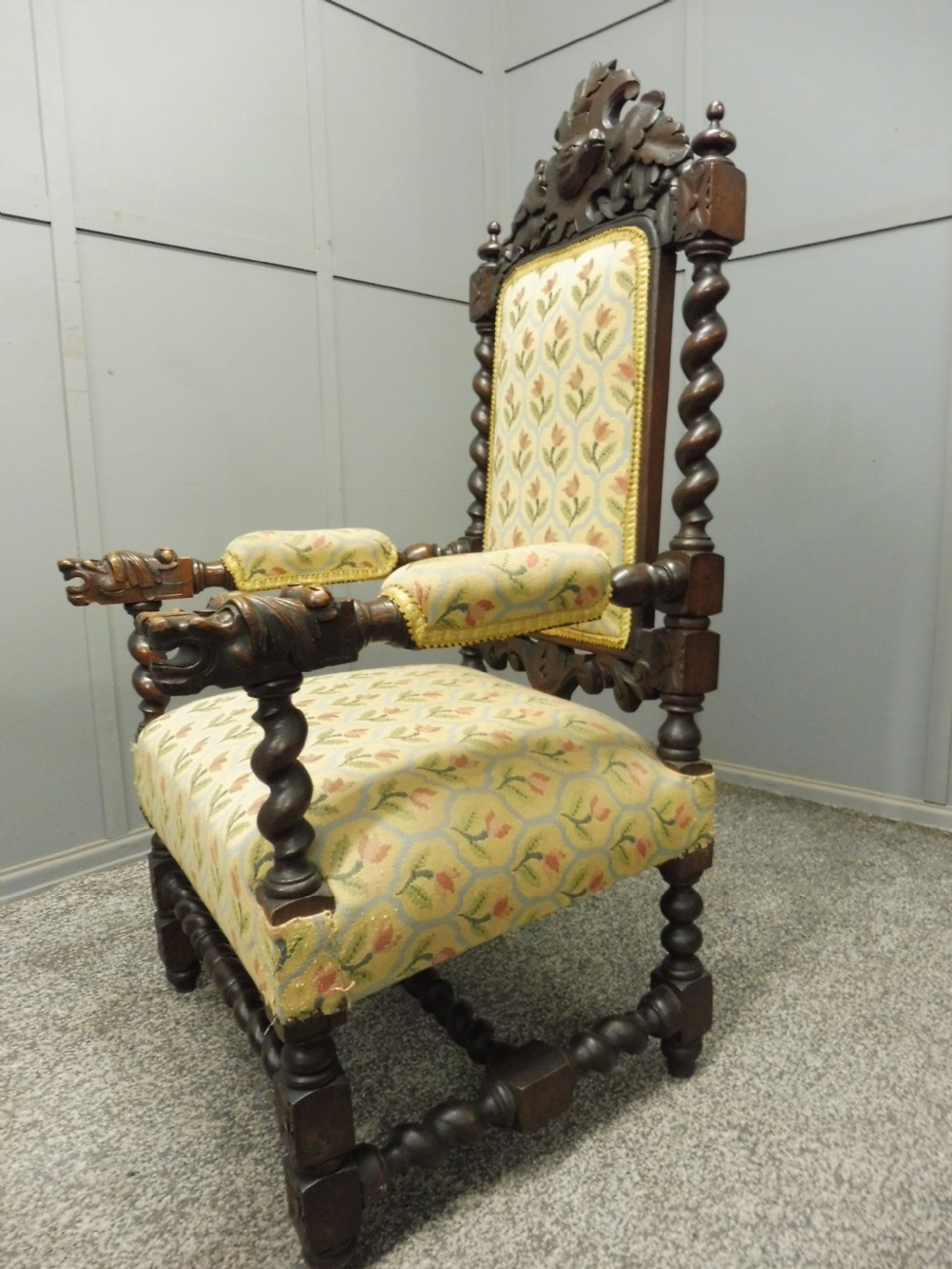 CARVED OAK 19TH CENTURY ARMCHAIR WITH DOGS HEAD ARMS View VIII