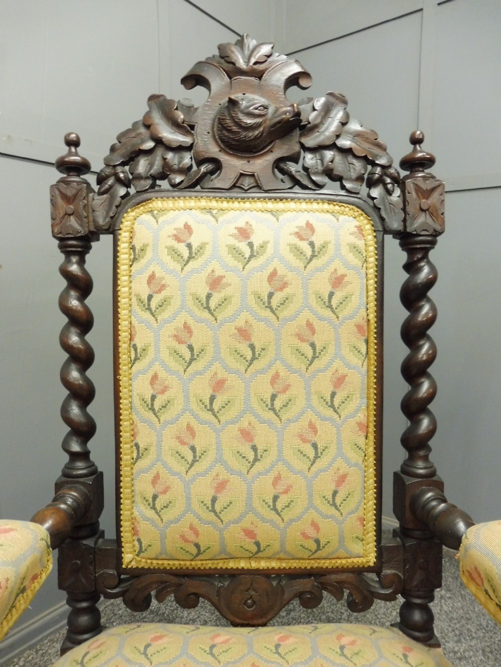 CARVED OAK 19TH CENTURY ARMCHAIR WITH DOGS HEAD ARMS View XVI