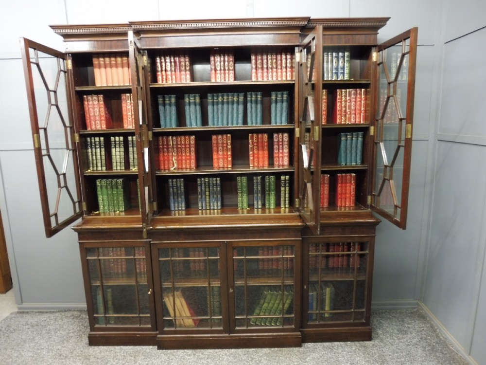 EDWARDIAN MAHOGANY BREAKFRONT BOOKCASE View IV