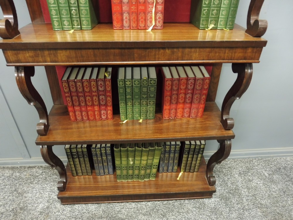 EARLY 19TH CENTURY ROSEWOOD BOOKSHELVES View VIII