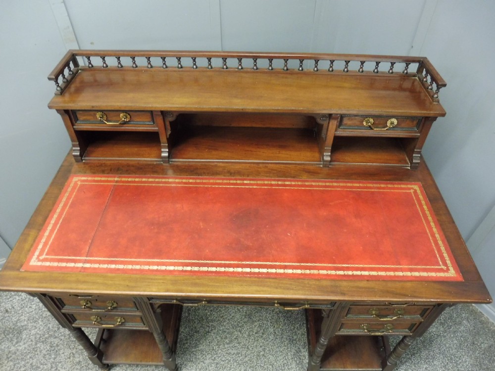 19TH CENTURY MAHOGANY DESK View V