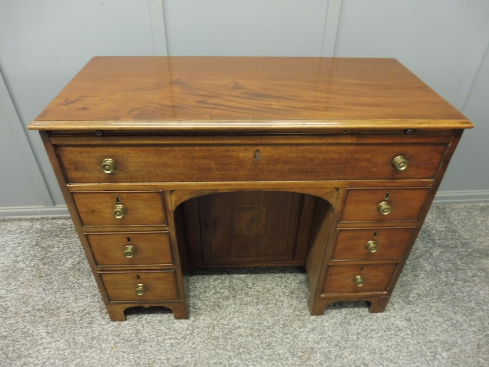 GEORGIAN MAHOGANY KNEEHOLE DESK CIRCA 1780-1800 View IV