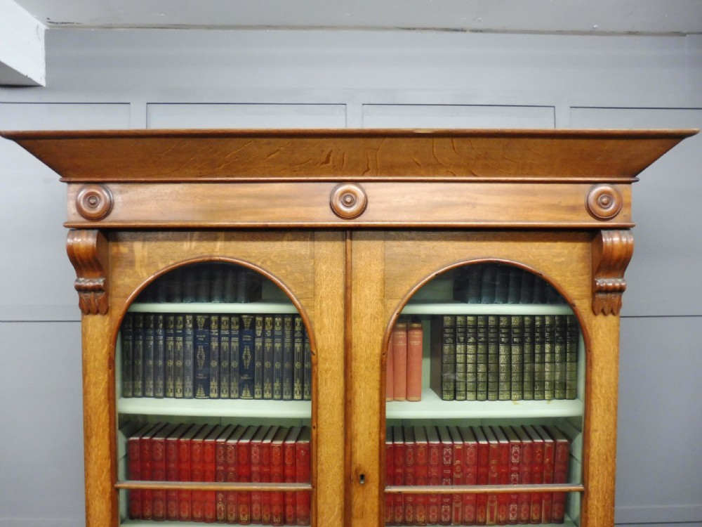 19TH CENTURY OAK AND MAHOGANY BOOKCASE View IV