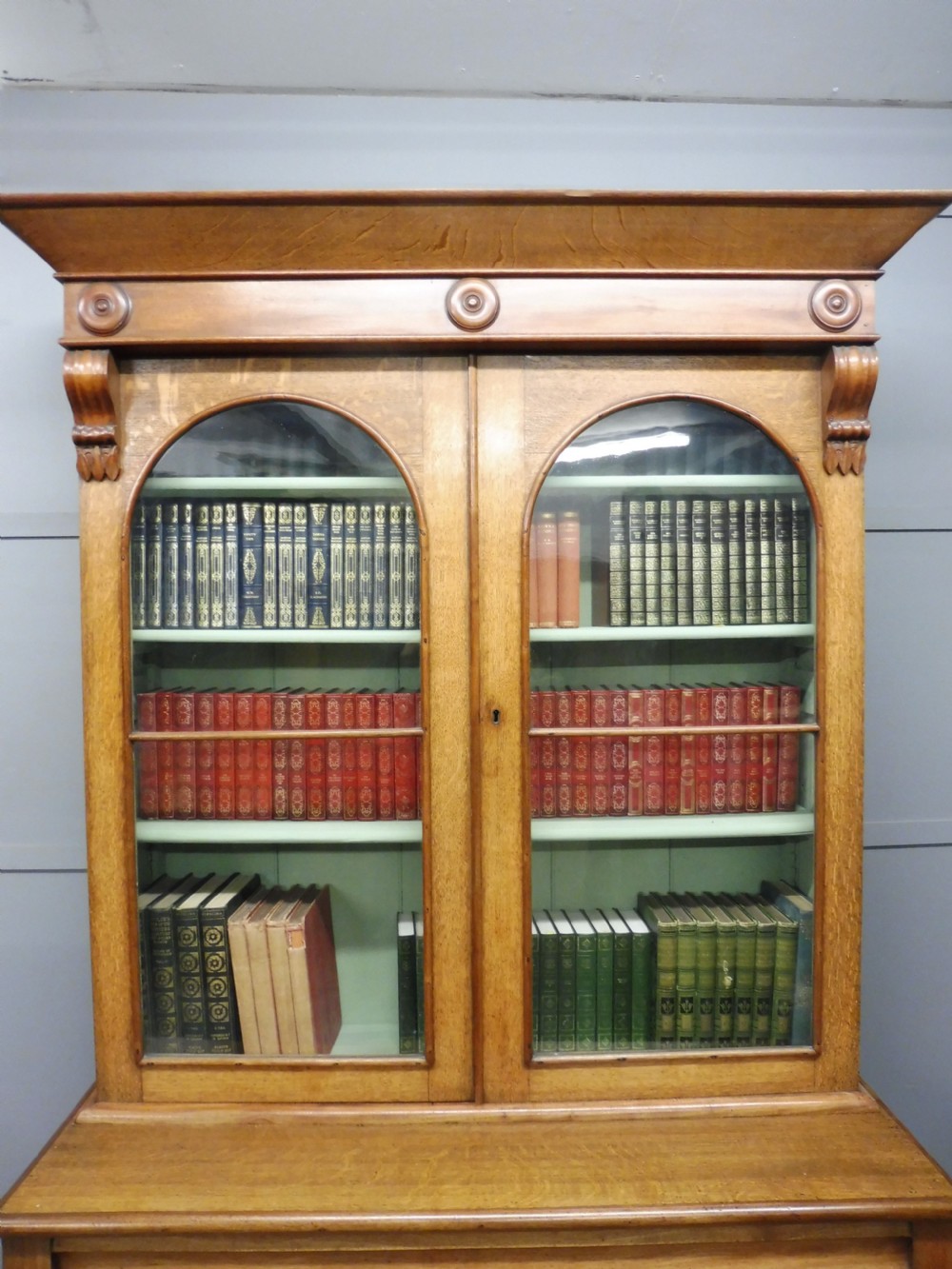 19TH CENTURY OAK AND MAHOGANY BOOKCASE View V
