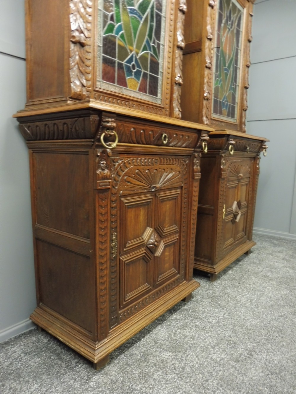 EXCELLENT PAIR OF OAK BOOKCASES View XIII