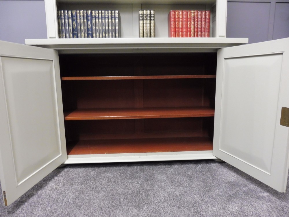 VICTORIAN PAINTED BOOKCASE View V