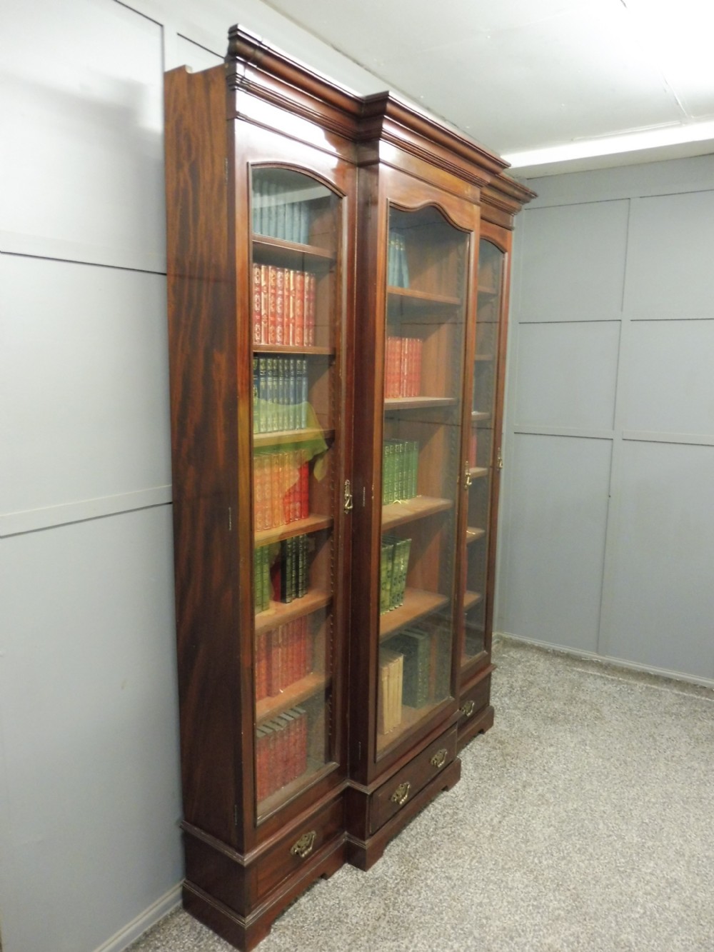 TALL VICTORIAN MAHOGANY GLAZED BOOKCASE View VII