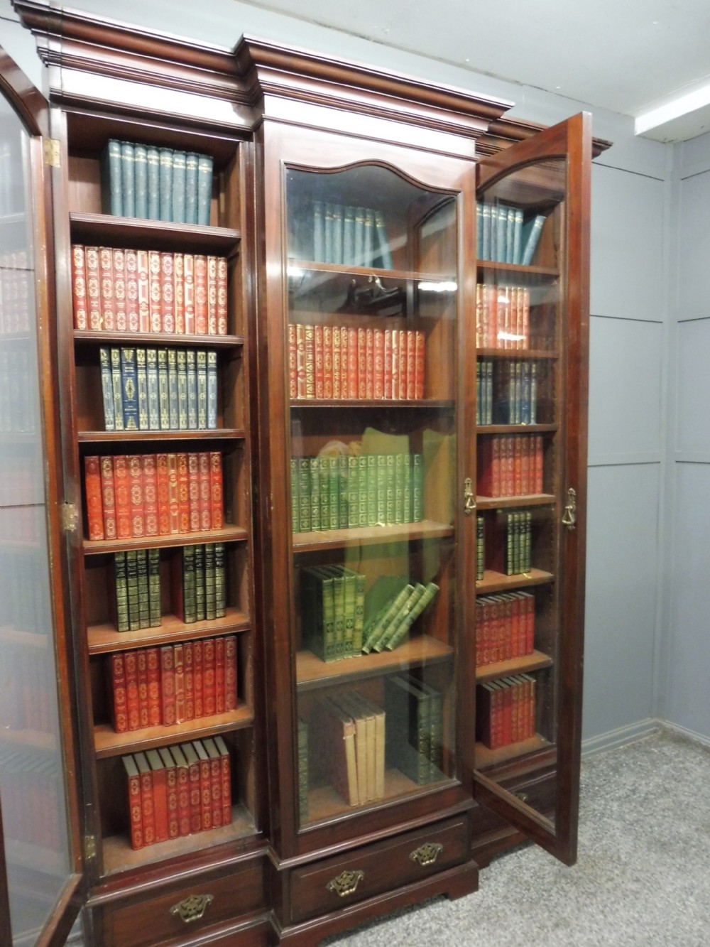 TALL VICTORIAN MAHOGANY GLAZED BOOKCASE View X