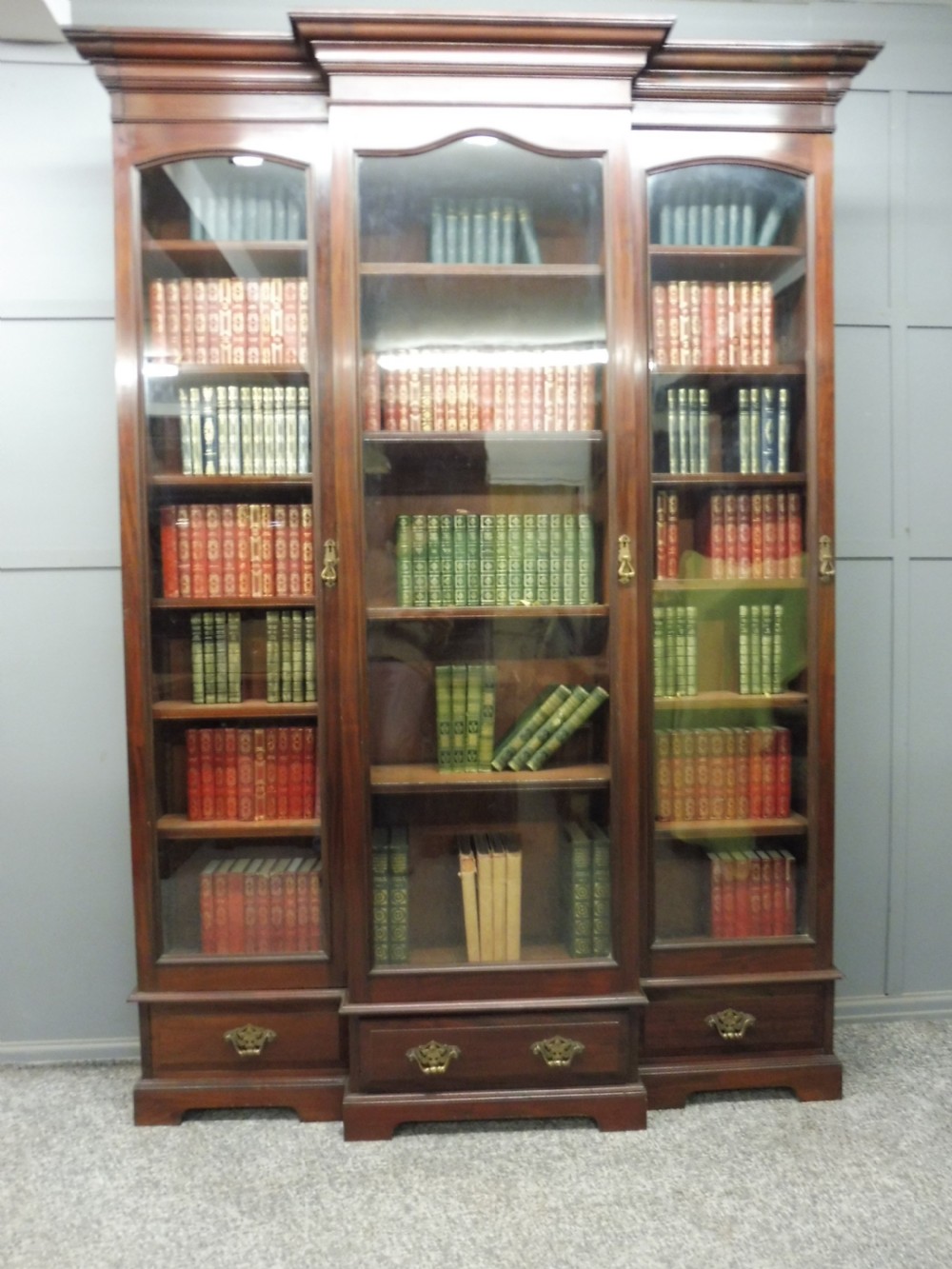TALL VICTORIAN MAHOGANY GLAZED BOOKCASE View XII
