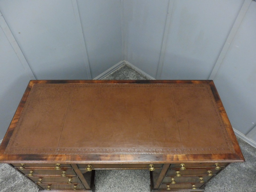EARLY 19TH CENTURY MAHOGANY DESK View VI