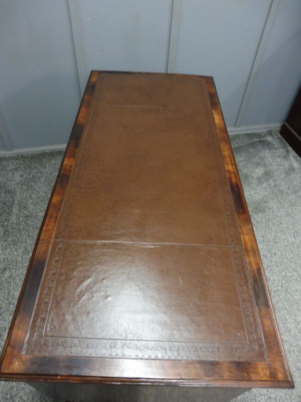 EARLY 19TH CENTURY MAHOGANY DESK View VII