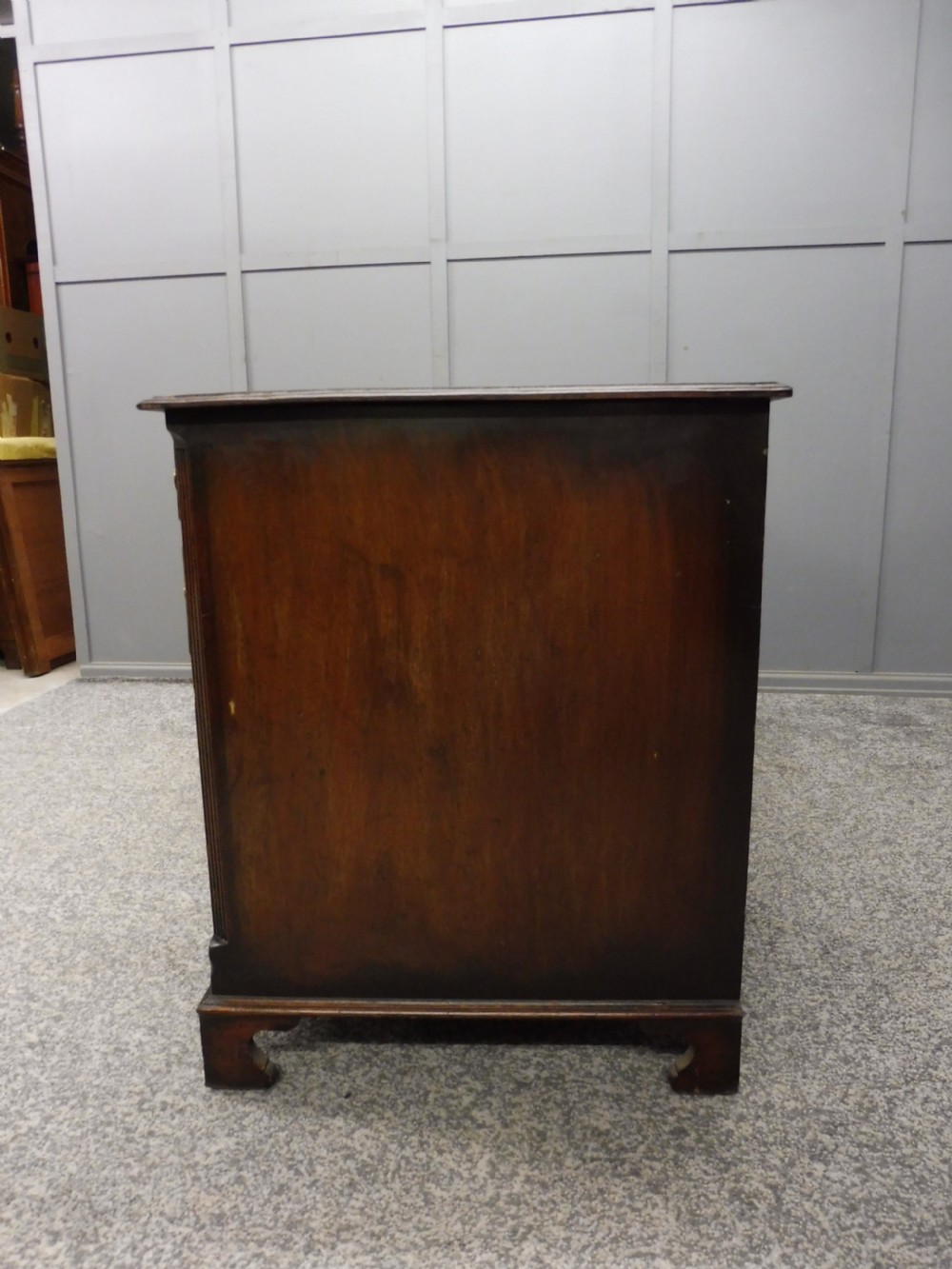 EARLY 19TH CENTURY MAHOGANY DESK View VIII