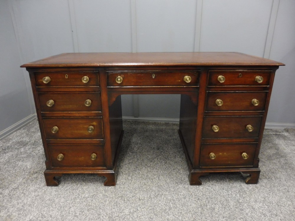 EARLY 19TH CENTURY MAHOGANY DESK View X