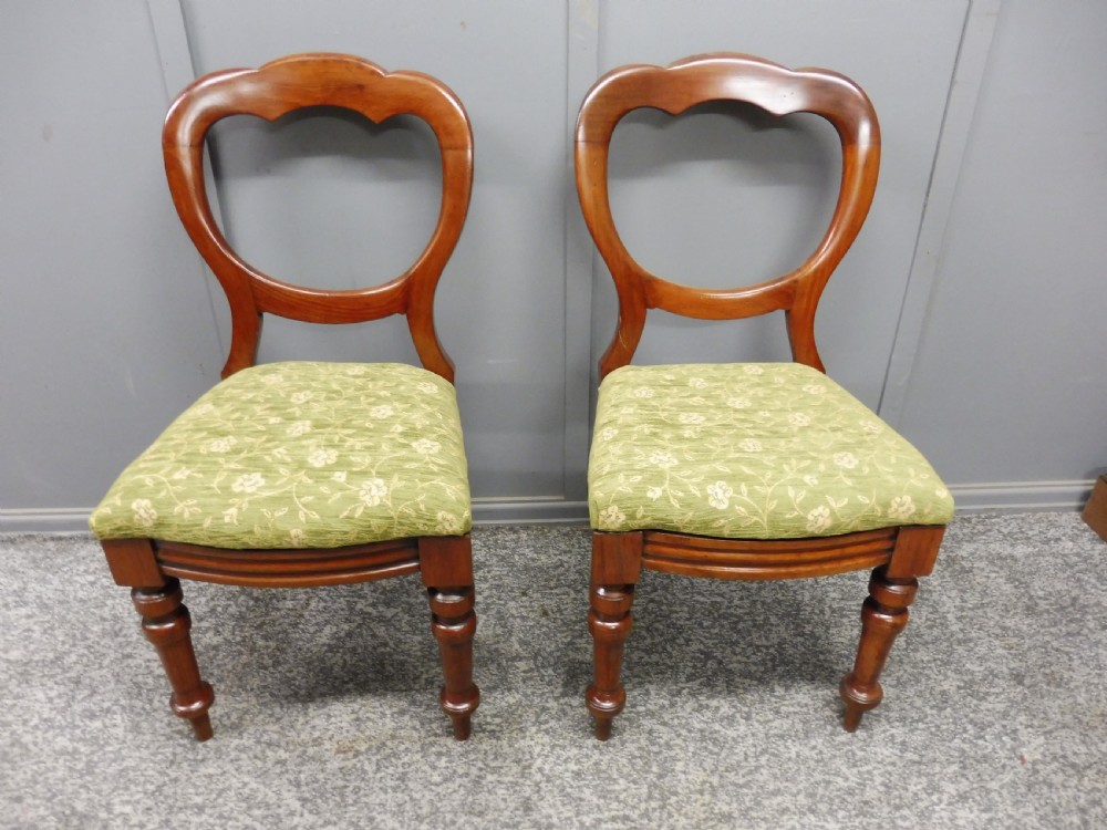 SET OF 12 VICTORIAN MAHOGANY BALLOON BACK DINING CHAIRS View V