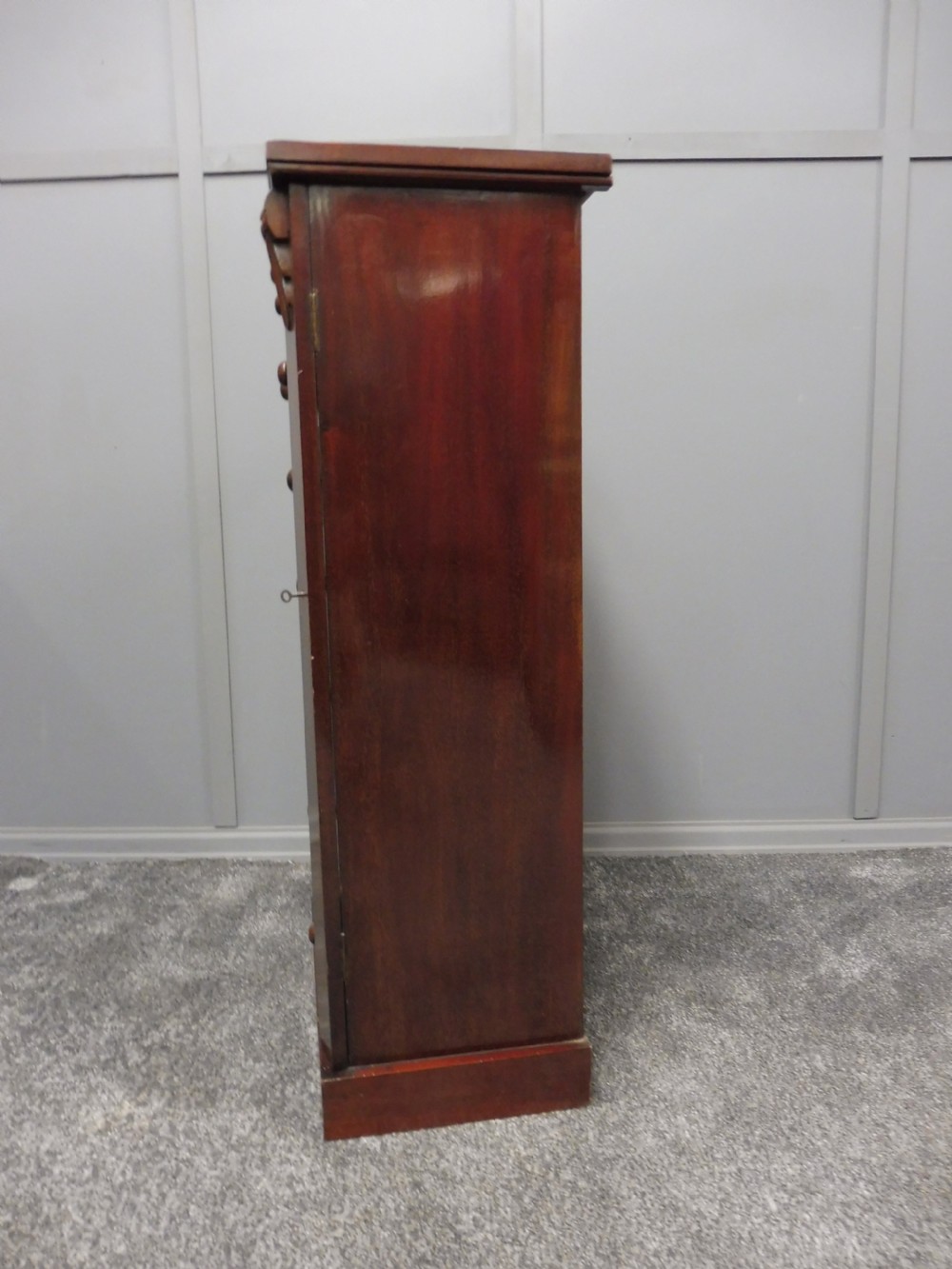 VICTORIAN MAHOGANY WELLINGTON CHEST View VIII