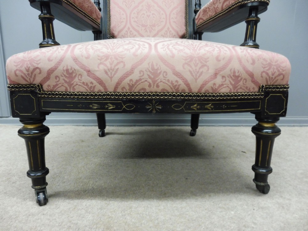 EXCELLENT QUALITY VICTORIAN ARMCHAIR View XII