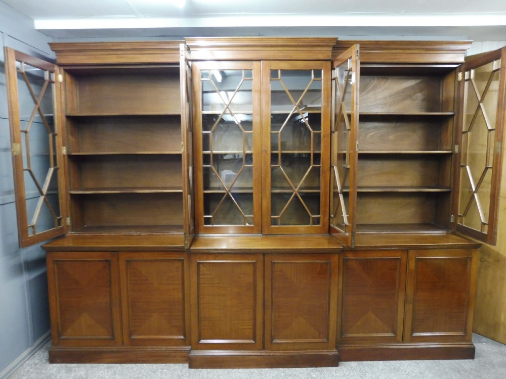 VERY LARGE MAHOGANY GEORGIAN STYLE UNIVERSITY BOOKCASE  View X