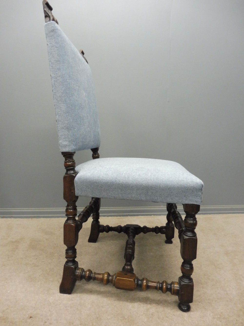 SET OF 8 SUBSTANTIAL OAK DINING CHAIRS View VII