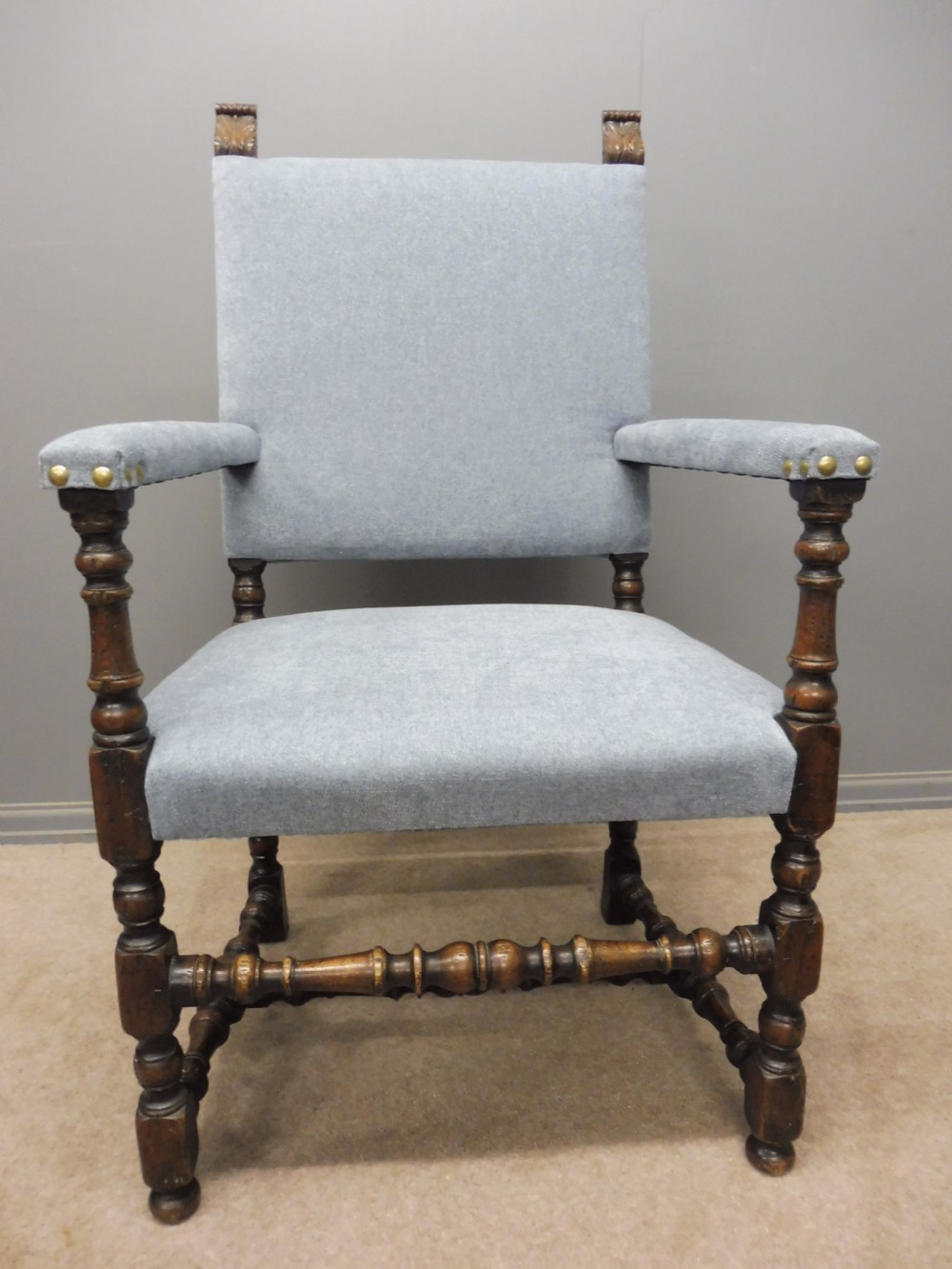 SET OF 8 SUBSTANTIAL OAK DINING CHAIRS View XIV