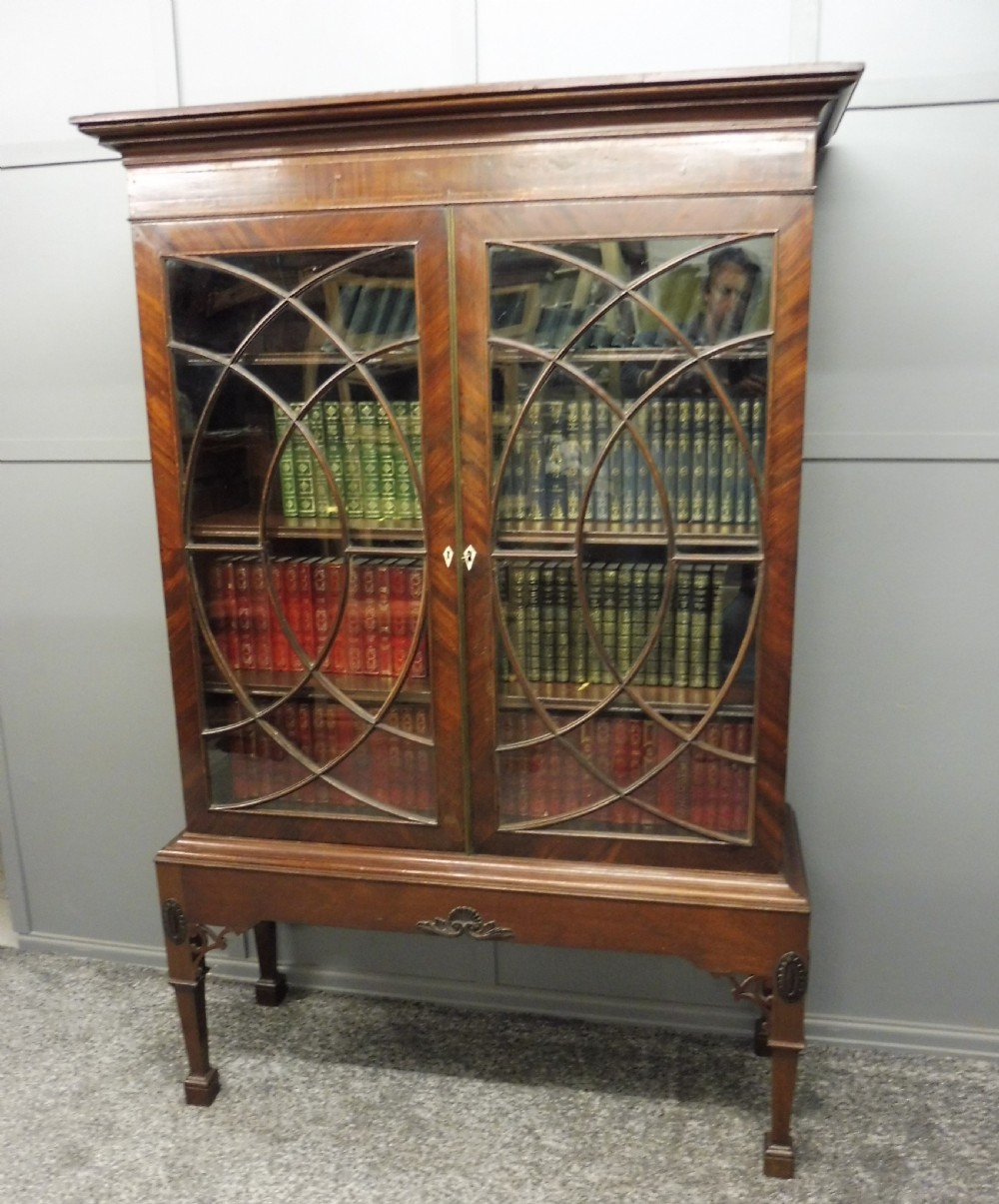 19TH CENTURY MAHOGANY BOOKCASE ON STAND View III