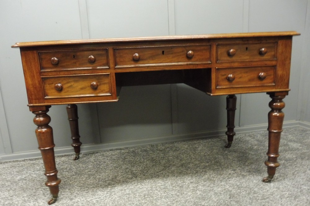 VICTORIAN MAHOGANY DESK View II