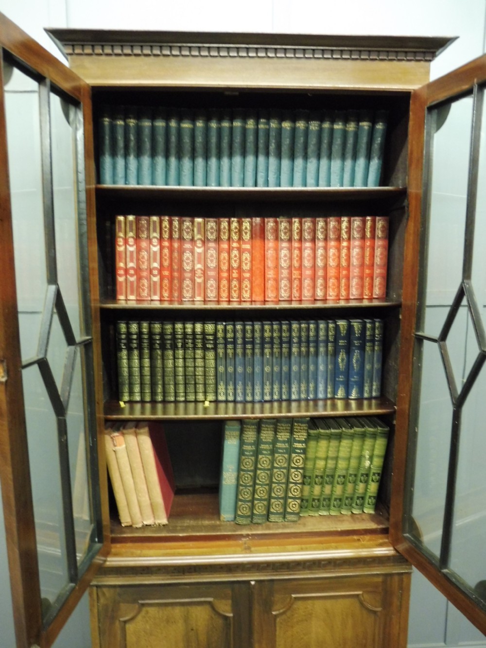 EDWARDIAN WALNUT CABINET BOOKCASE  View VI