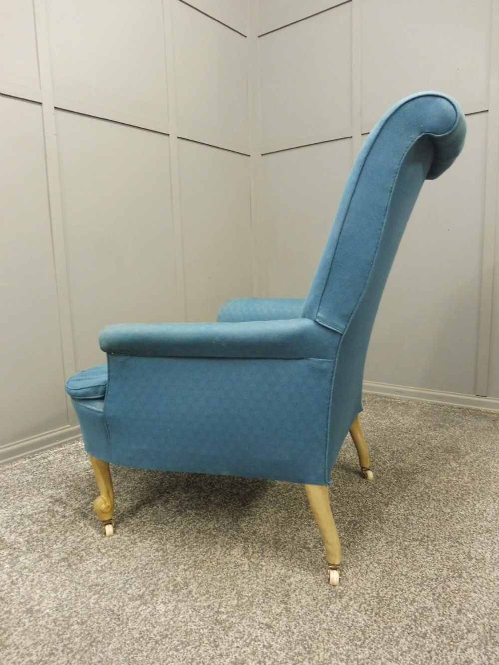 19TH CENTURY ARMCHAIR FOR RECOVERING View V