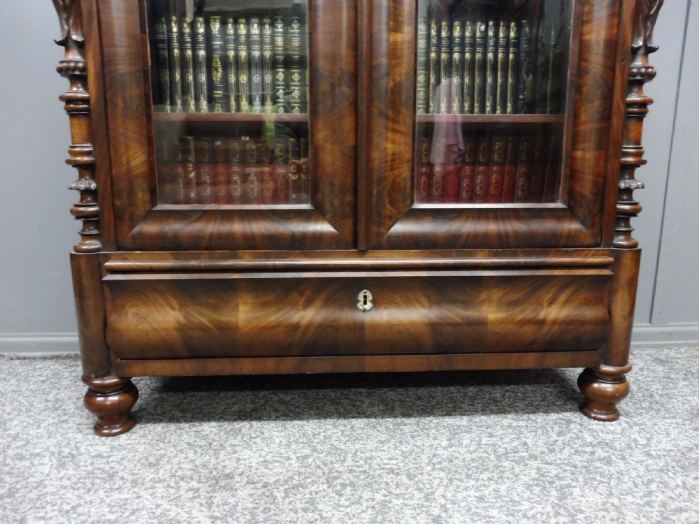 VICTORIAN MAHOGANY BIEDERMEIER BOOKCASE View IV