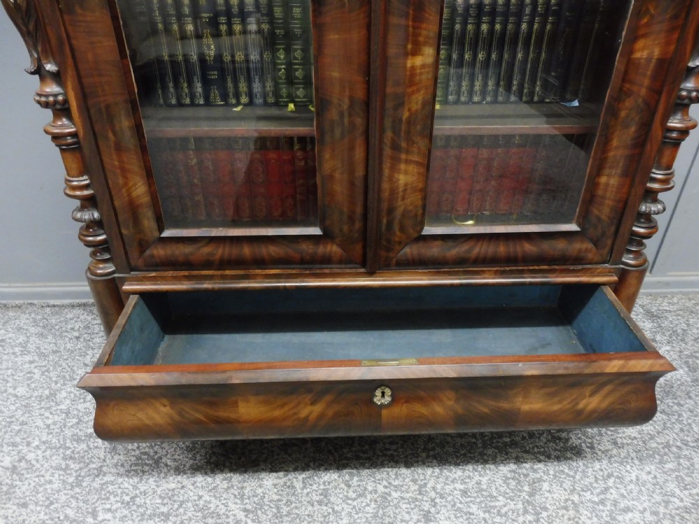 VICTORIAN MAHOGANY BIEDERMEIER BOOKCASE View VII